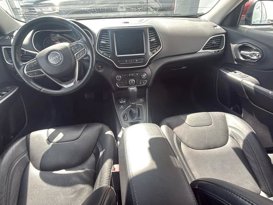 Used 2021 Jeep Cherokee Latitude Lux w/ Comfort/Convenience Group AWD/4WD image 34