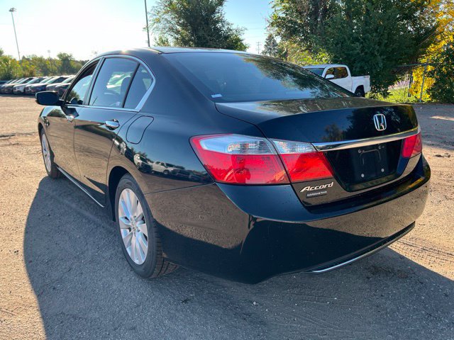 Used 2013 Honda Accord EX image 3