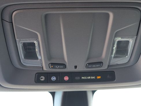 Used 2021 Chevrolet Silverado 1500 LT image 17