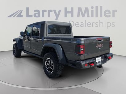 New 2026 Jeep Gladiator Sport