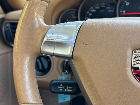 Used 2008 Porsche 911 Carrera image 24