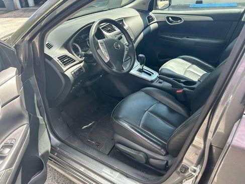 Used 2015 Nissan Sentra SR w/ SR Premium Package image 11