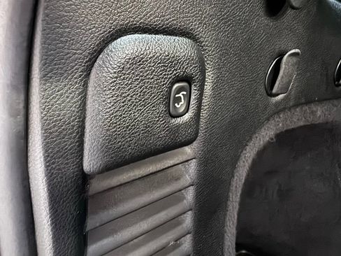 Used 2018 Jeep Grand Cherokee Limited image 21