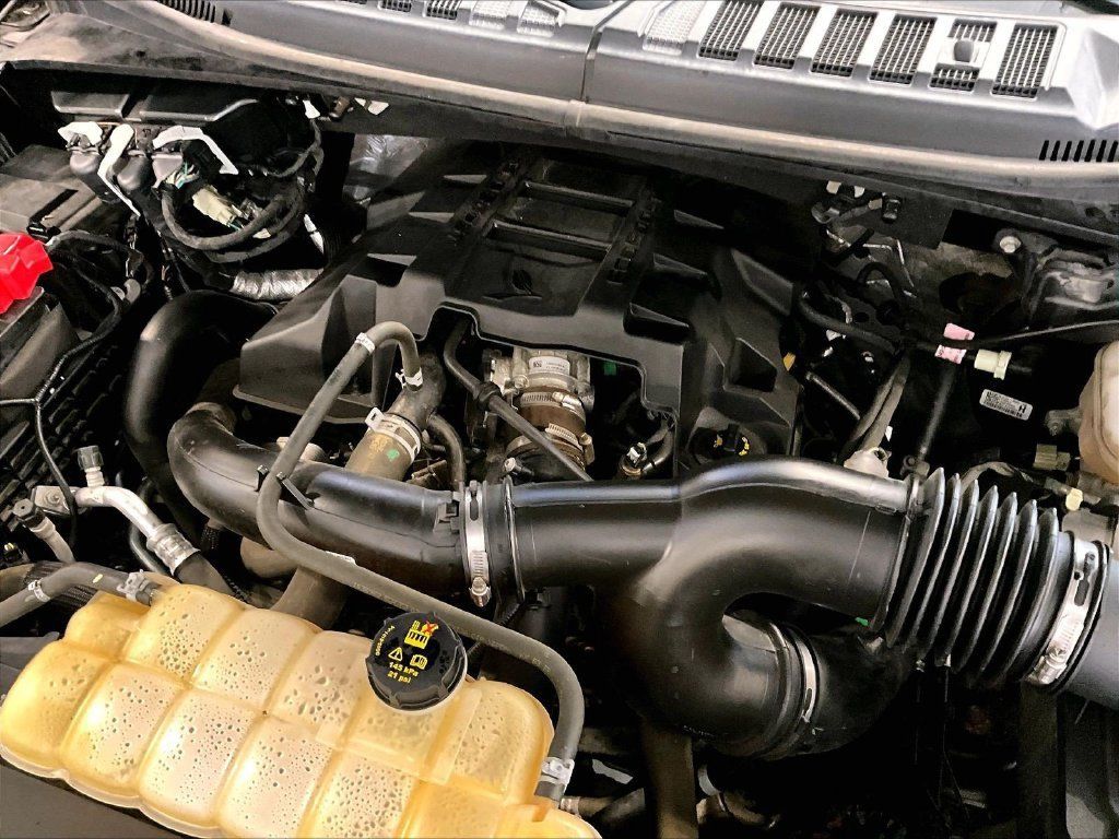 Used 2018 Ford F150 XLT w/ Equipment Group 302A Luxury AWD/4WD image 36
