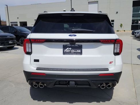 Used 2025 Ford Explorer ST AWD/4WD image 4