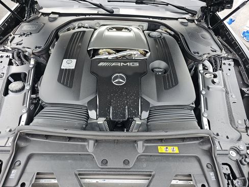 Used 2025 Mercedes-Benz AMG GT 63 image 13