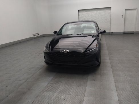 Used 2022 Hyundai Elantra SEL FWD image 15