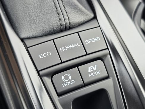 New 2026 Toyota Camry SE FWD image 6