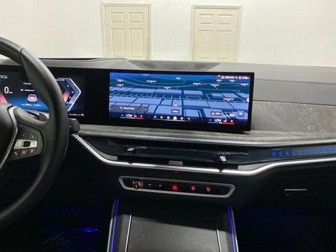 Used 2026 BMW X5 xDrive40i AWD/4WD image 16