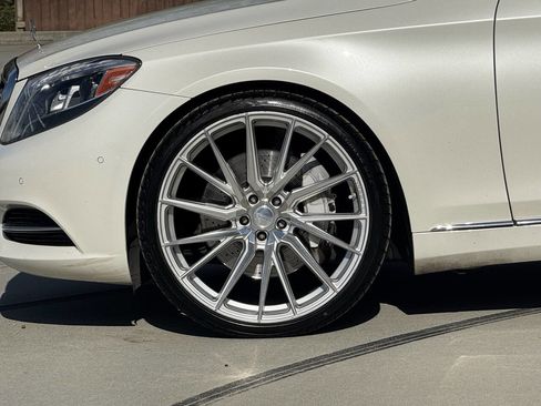 Used 2015 Mercedes-Benz S 550 Sedan image 28