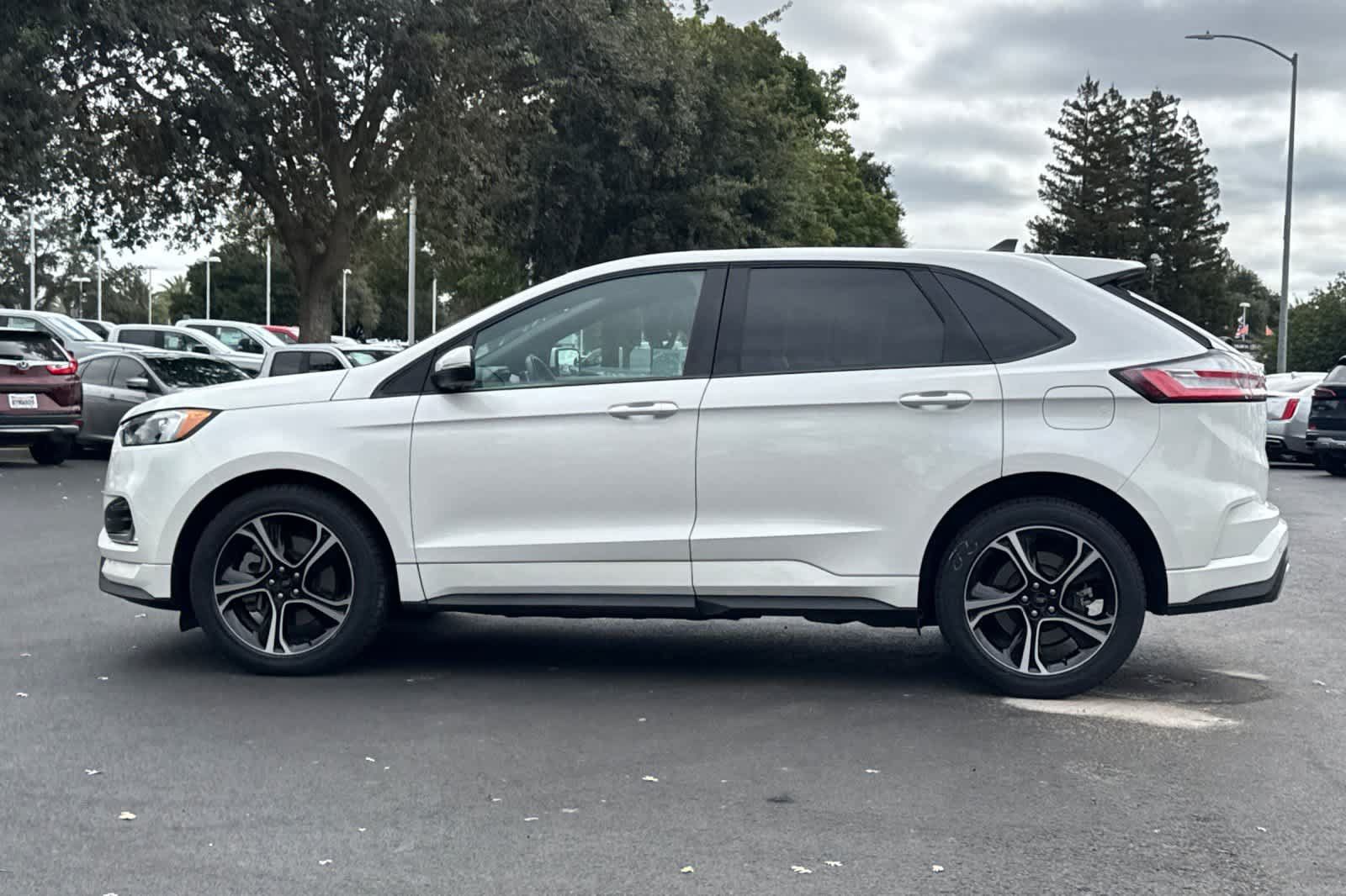 Certified 2023 Ford Edge ST AWD/4WD image 5