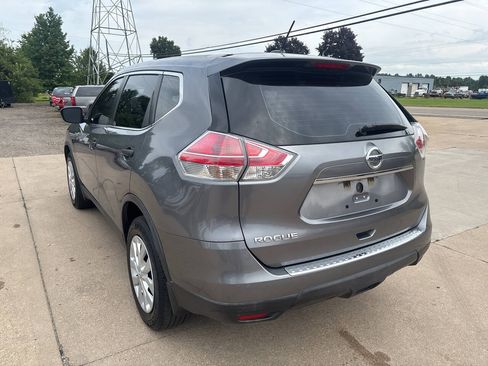 Used 2016 Nissan Rogue S FWD image 5