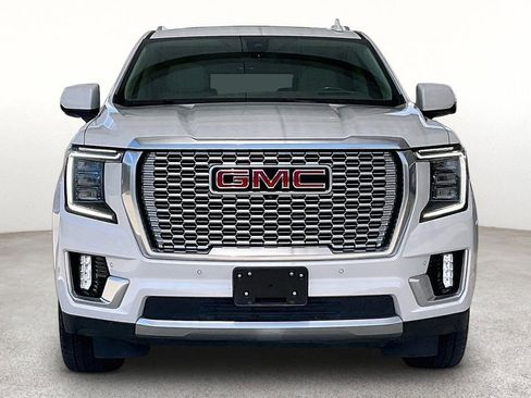 Used 2021 GMC Yukon XL Denali w/ Denali Premium Package AWD/4WD image 5