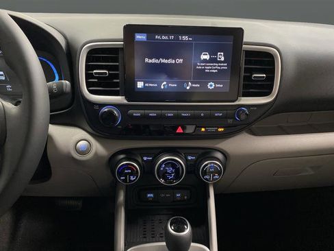 New 2026 Hyundai Venue SEL image 9