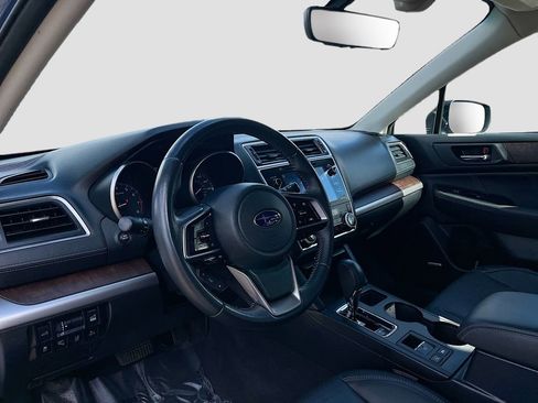 Used 2019 Subaru Outback 3.6R Limited AWD/4WD image 9