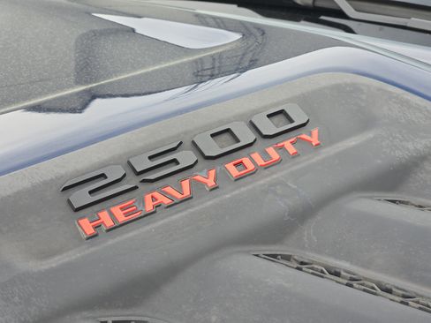 Used 2024 RAM 2500 Laramie w/ Night Edition image 13