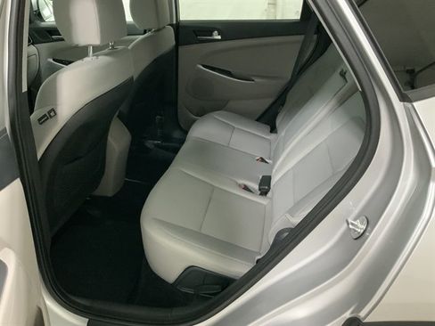 Used 2020 Hyundai Tucson SE AWD/4WD image 16