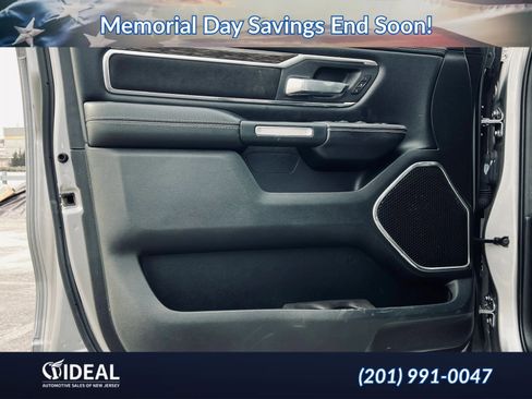 Used 2019 RAM 1500 Laramie AWD/4WD image 8