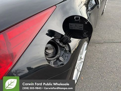 Used 2005 Nissan 350Z Touring image 10