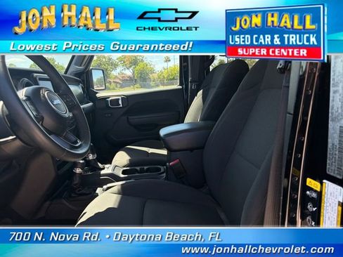 Used 2023 Jeep Gladiator Sport image 21