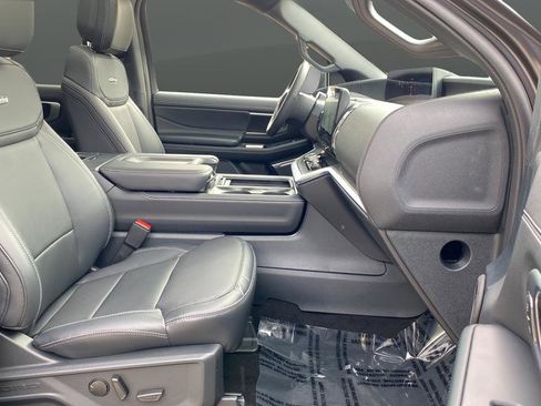 New 2026 Ford Expedition Platinum AWD/4WD image 25