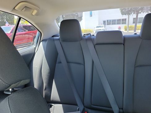 Used 2022 Toyota Corolla LE FWD image 20