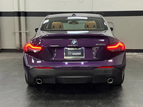 Used 2024 BMW 230i Coupe w/ Convenience Package RWD image 10