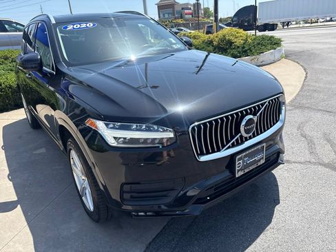 Used 2020 Volvo XC90 T6 Momentum AWD/4WD image 4