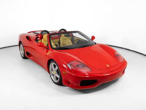 Used 2004 Ferrari 360 Spider RWD image 25