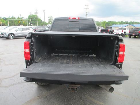 Used 2018 Chevrolet Silverado 2500 High Country w/ Duramax Plus Package AWD/4WD image 10
