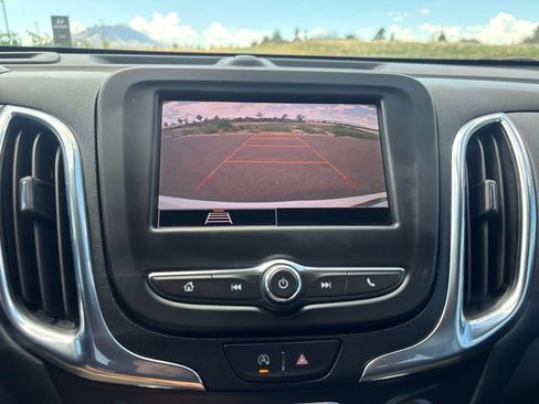 Used 2022 Chevrolet Equinox LT FWD image 25