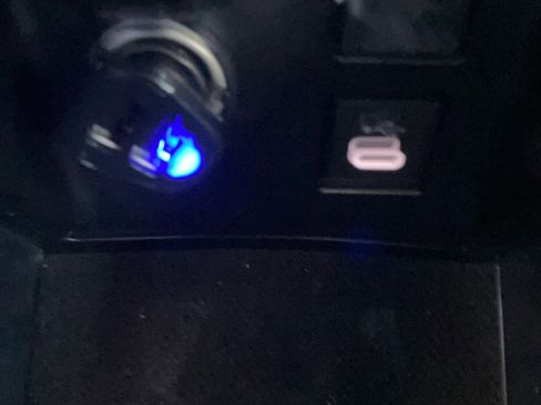 Used 2025 Toyota Crown Platinum image 37