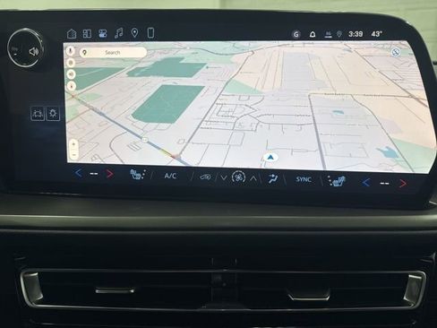 New 2026 Chevrolet Traverse LT w/ Sun and Wheel Package image 18