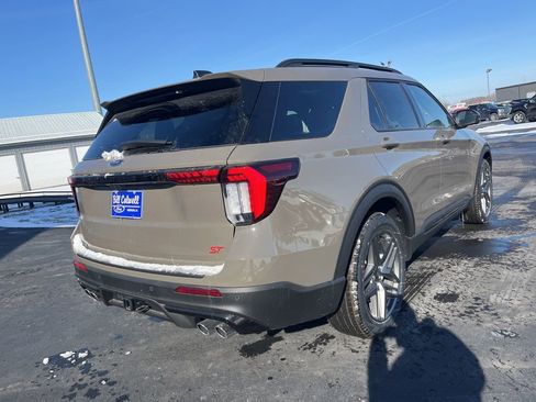 New 2026 Ford Explorer ST w/ Sun And Sound Package AWD/4WD image 3