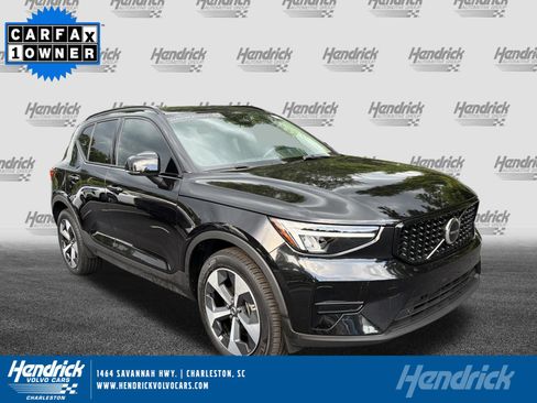Certified 2024 Volvo XC40 B5 Core w/ Protection Package Premier AWD/4WD image 1