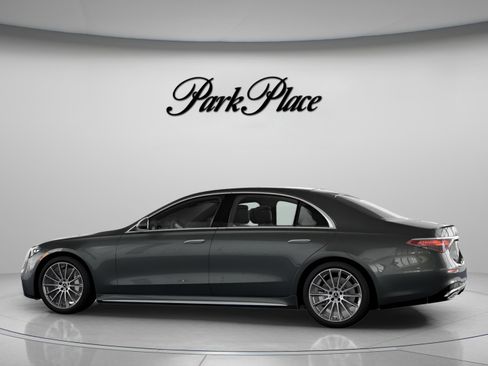 New 2026 Mercedes-Benz S 580 4MATIC Sedan image 10