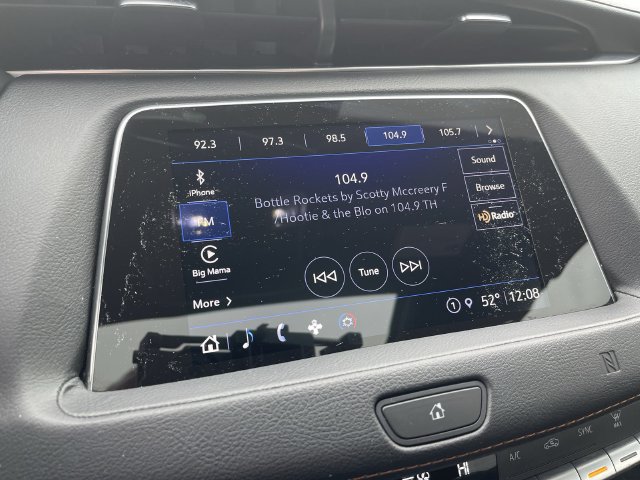 Used 2021 Cadillac XT4 Sport w/ Cold Weather Package AWD/4WD image 19
