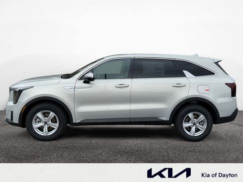 New 2026 Kia Sorento LX image 2