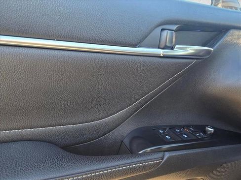 Used 2018 Toyota Camry XSE image 14