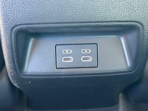 Used 2024 Toyota Corolla LE FWD image 21