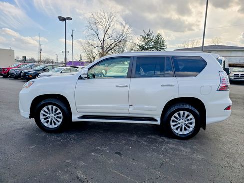 Used 2019 Lexus GX 460 Premium w/ Premium Package image 12