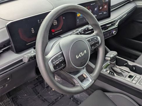 Used 2025 Kia K5 LXS FWD image 16