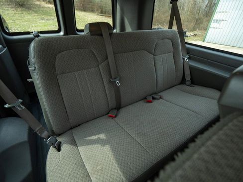 Used 2014 Chevrolet Express 3500 LS RWD image 19