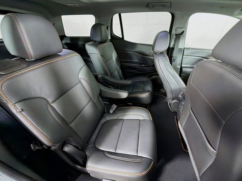 Used 2021 GMC Acadia AT4 w/ Technology Package image 31