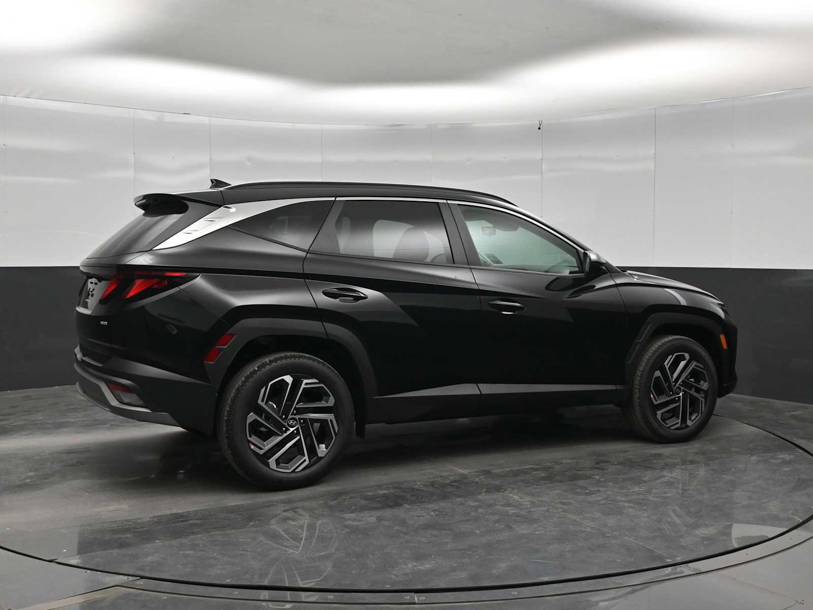 New 2026 Hyundai Tucson SEL Plus AWD/4WD image 8