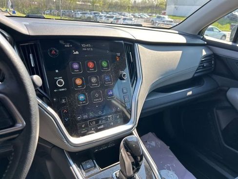 Used 2023 Subaru Outback Premium image 8