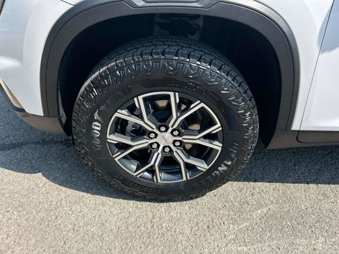 Certified 2024 GMC Acadia AT4 w/ Luxury Package image 12