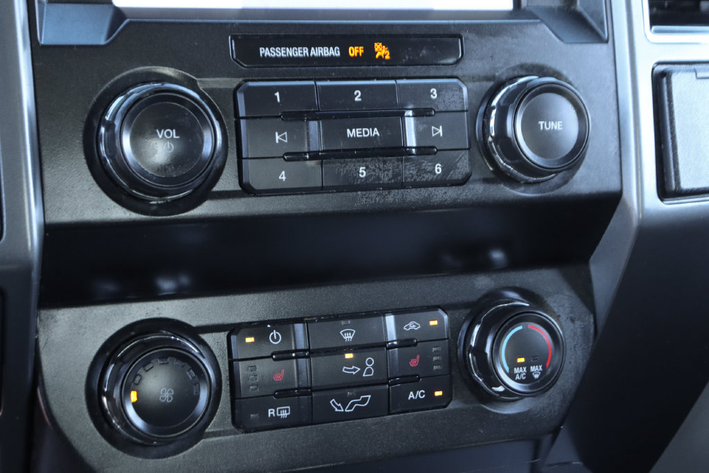 Used 2019 Ford F150 XLT w/ Equipment Group 302A Luxury AWD/4WD image 31
