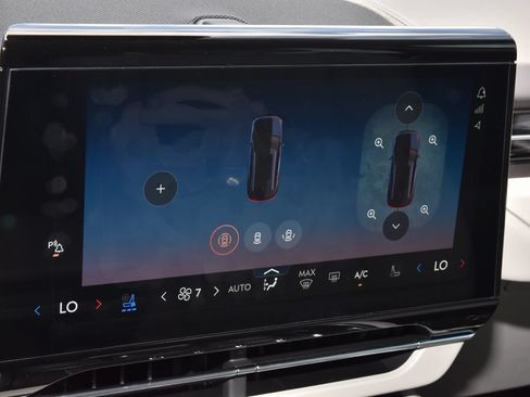 New 2026 Lincoln Nautilus Premier w/ Equipment Group 102A AWD/4WD image 29