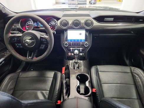 Used 2021 Ford Mustang GT w/ Equipment Group 301A image 7